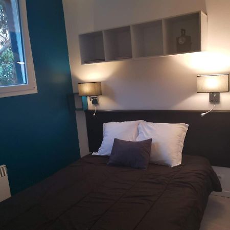 Appartements De L'Auberge Du Chemin De Fer Lanester Esterno foto