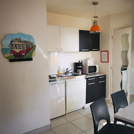 Appartements De L'Auberge Du Chemin De Fer Lanester Esterno foto